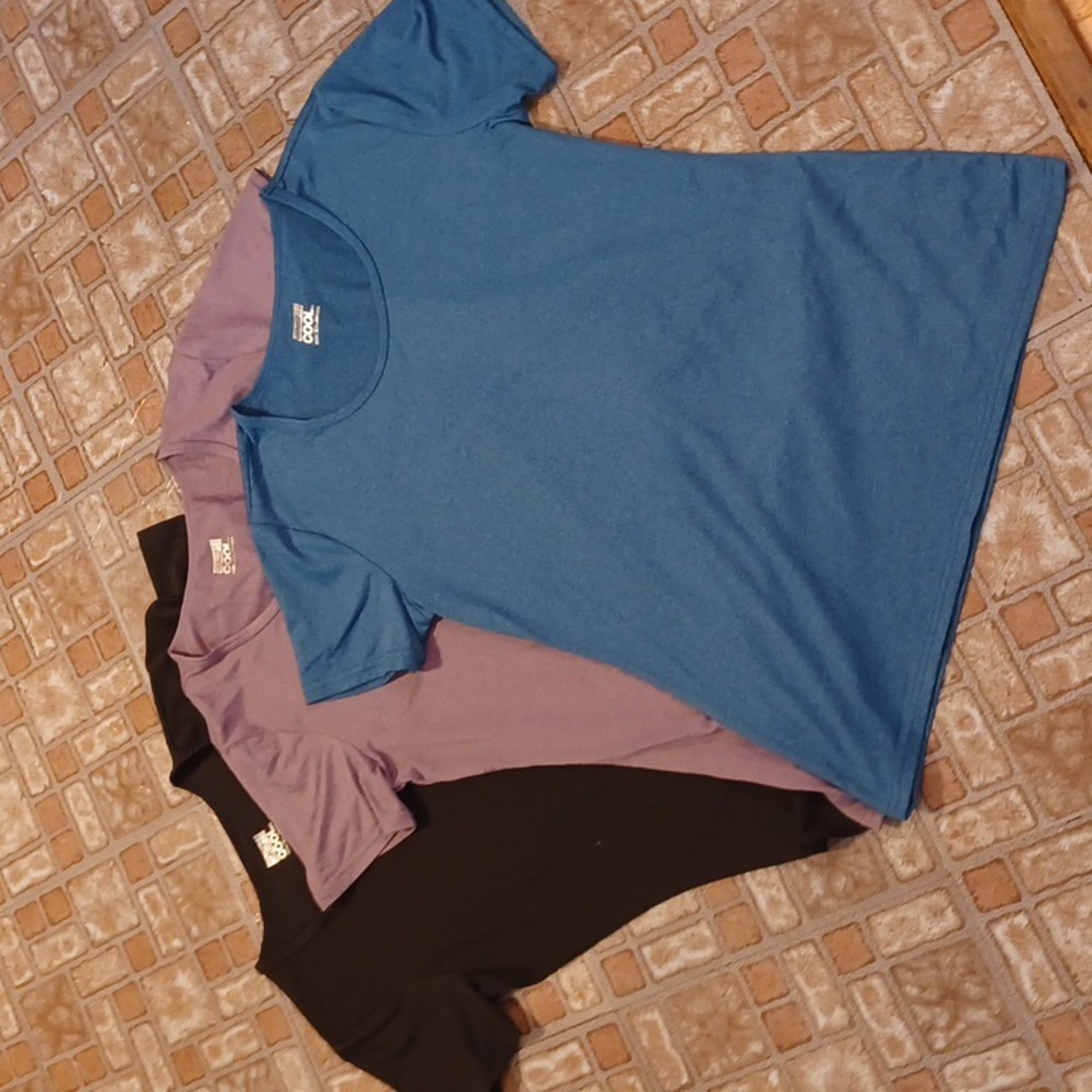 32 degrees  cool women's tops aqua, purple, black women's size medium